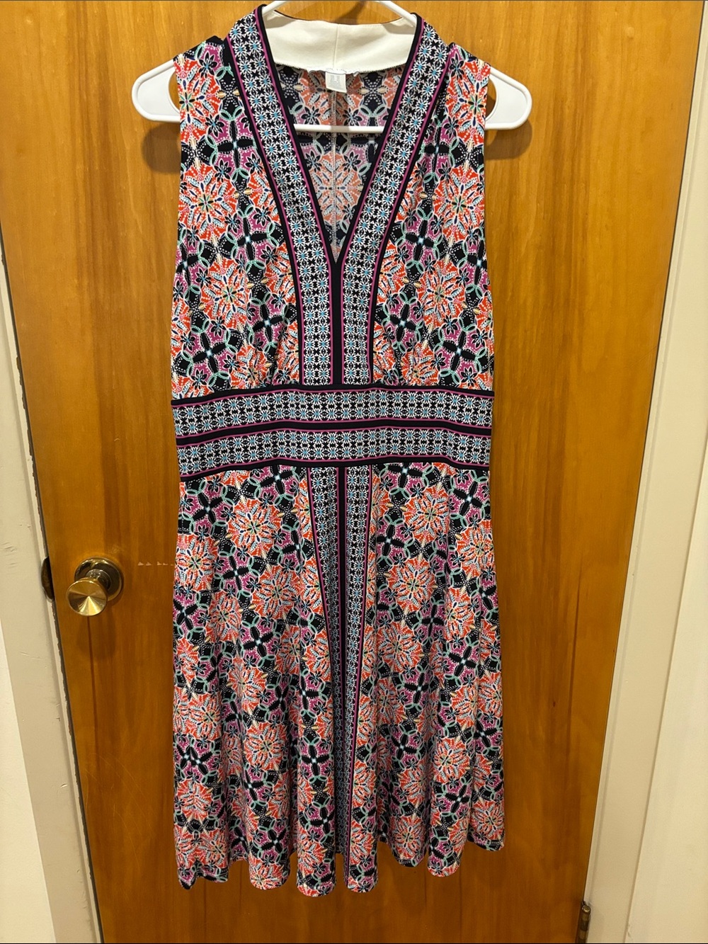 London Times Sleeveless V-Neck Midi Dress in Coral, Black & Pink Floral